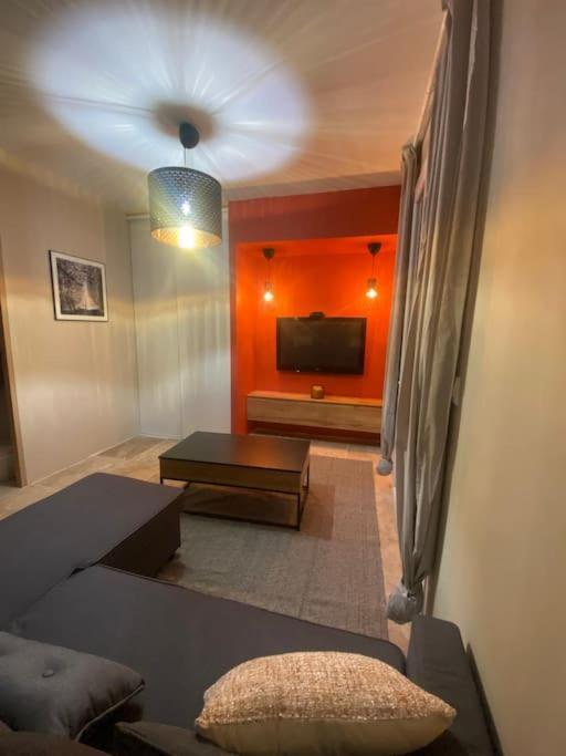 Loft Pied De Coline Au Calme Apartment Ginasservis Exterior foto